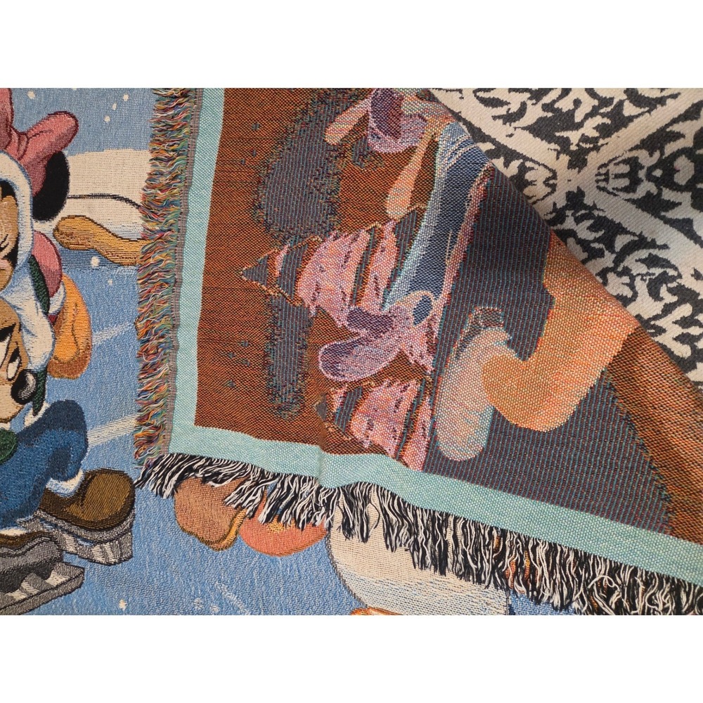 Vintage Walt Disney World Mickey Minnie Donald Goofy Ice Skating Woven Blanket - Picture 6 of 6
